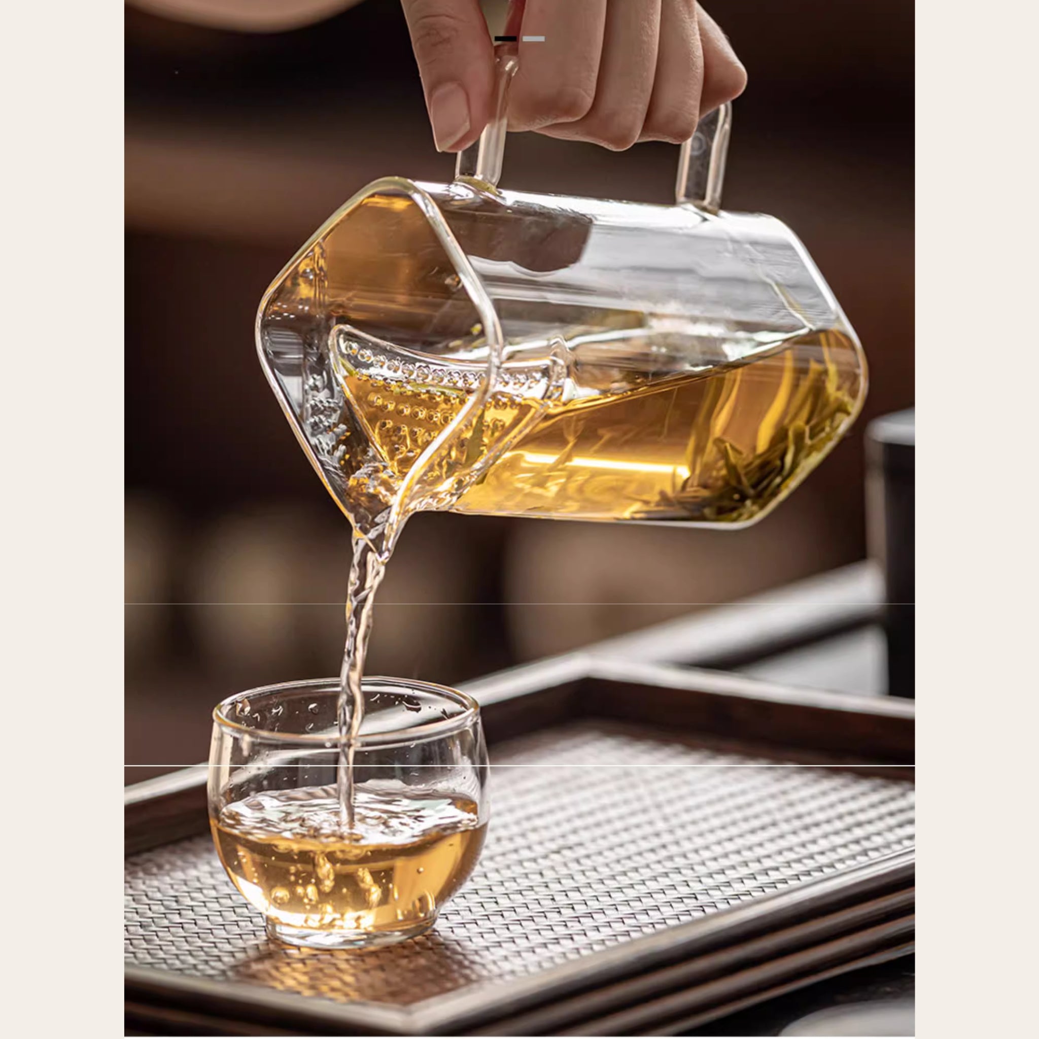 MEZZALUNA CARAFFA